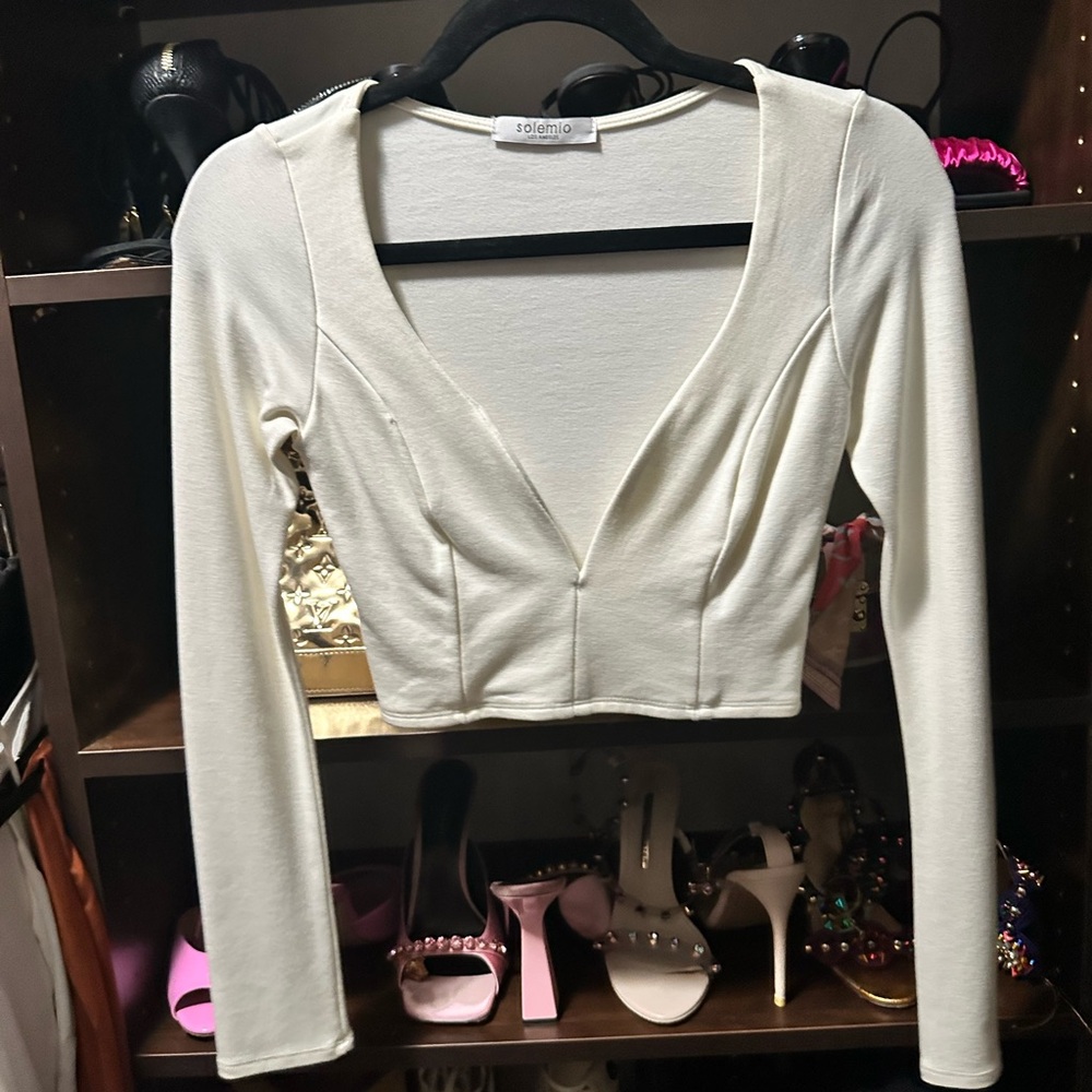 V blouse